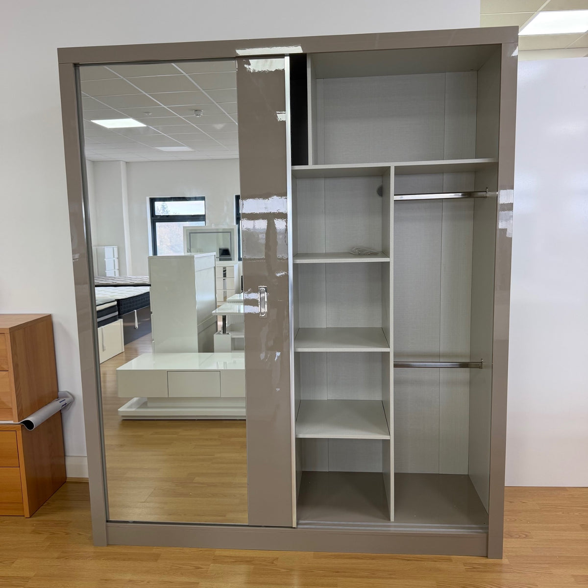Chicago 2.0 High Gloss Mirrored Sliding Wardrobe