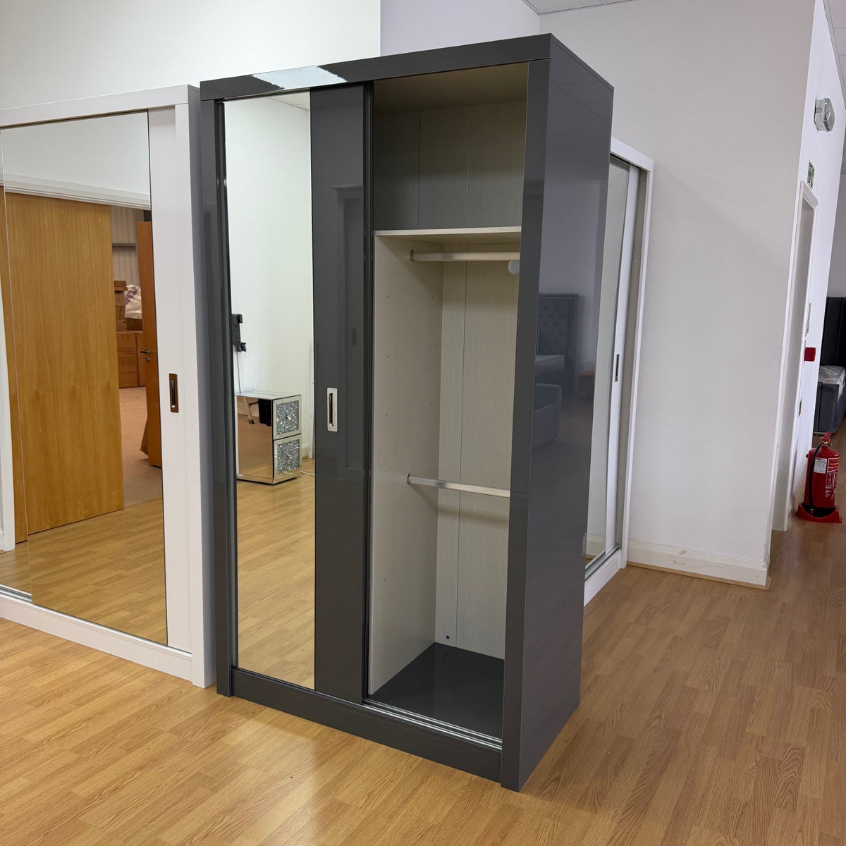 Chicago 2.0 High Gloss Mirrored Sliding Wardrobe