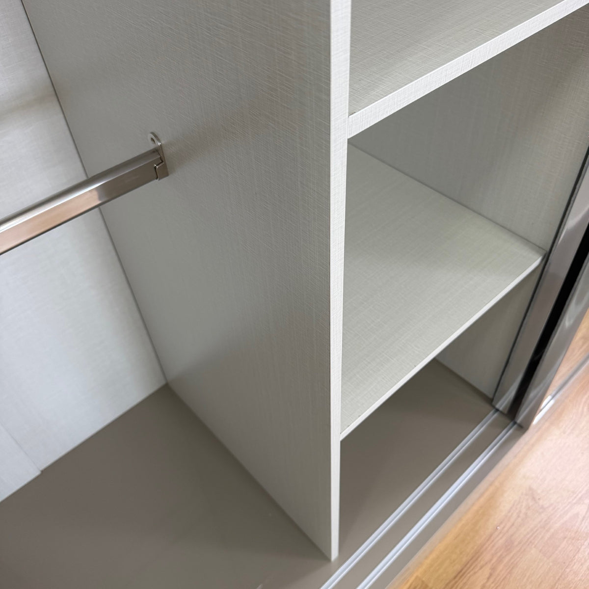 Chicago 2.0 High Gloss Mirrored Sliding Wardrobe