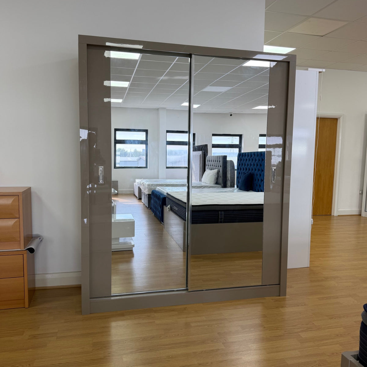 Chicago 2.0 High Gloss Mirrored Sliding Wardrobe
