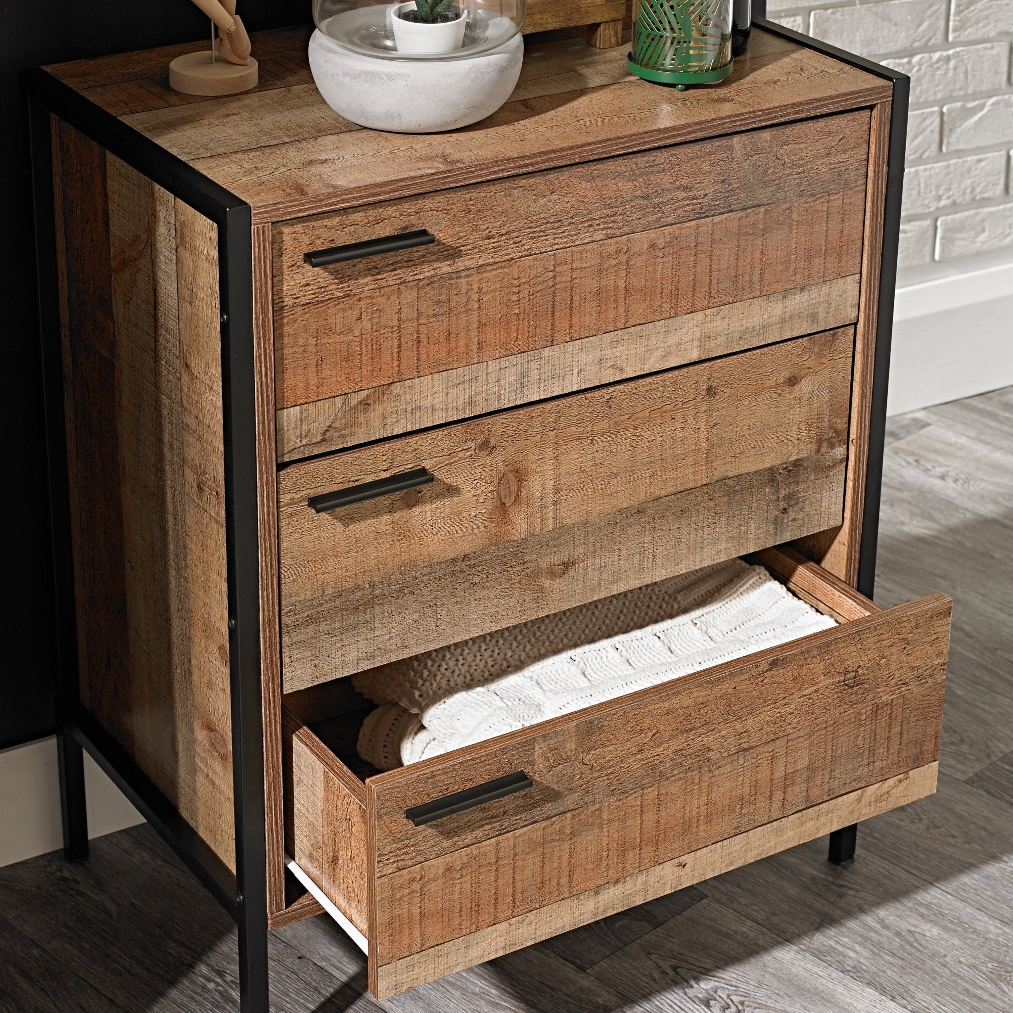 Ethan 3 Drawer Chest - Furniturezone